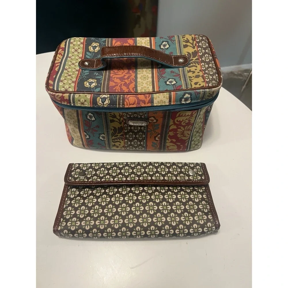 Fossil Floral Motif Makeup/Travel Bag Zip Multi-Compartment With Handle. Vintage